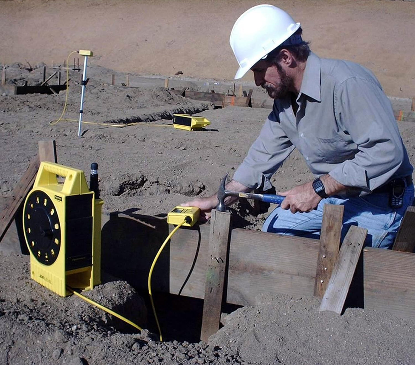 PRO-2030 High Precision Altimeter for No Line-of-Sight, No Distance Error, Bubble-Free Leveling Tool, Includes Unipod, Protective Boot, Anchoring Stakes, and User Guide